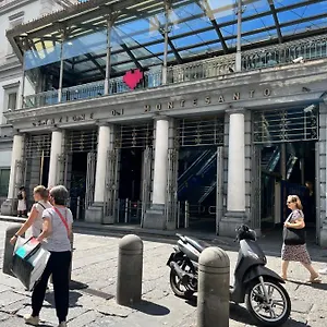 Appartamento Casa Montesanto 21, Napoli